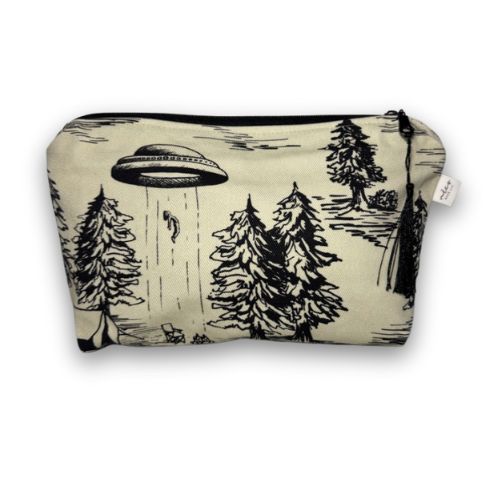 Voyager Bag – Camping Alien Abduction